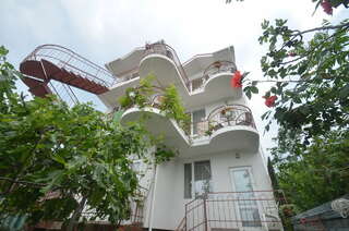 Гостевой дом Парусник Алушта Двухместный номер Делюкс с 1 кроватью-1