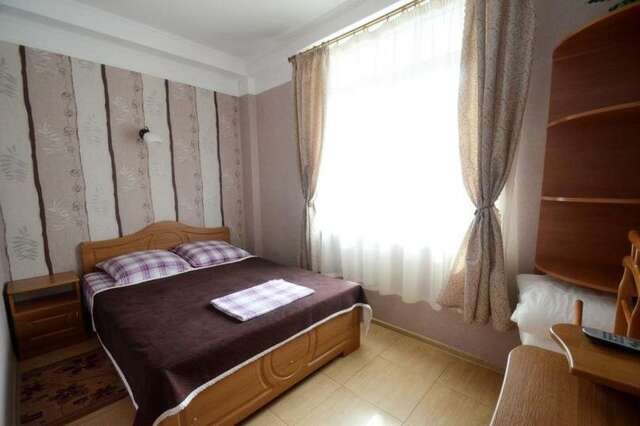 Гостевой дом Парусник Алушта-17